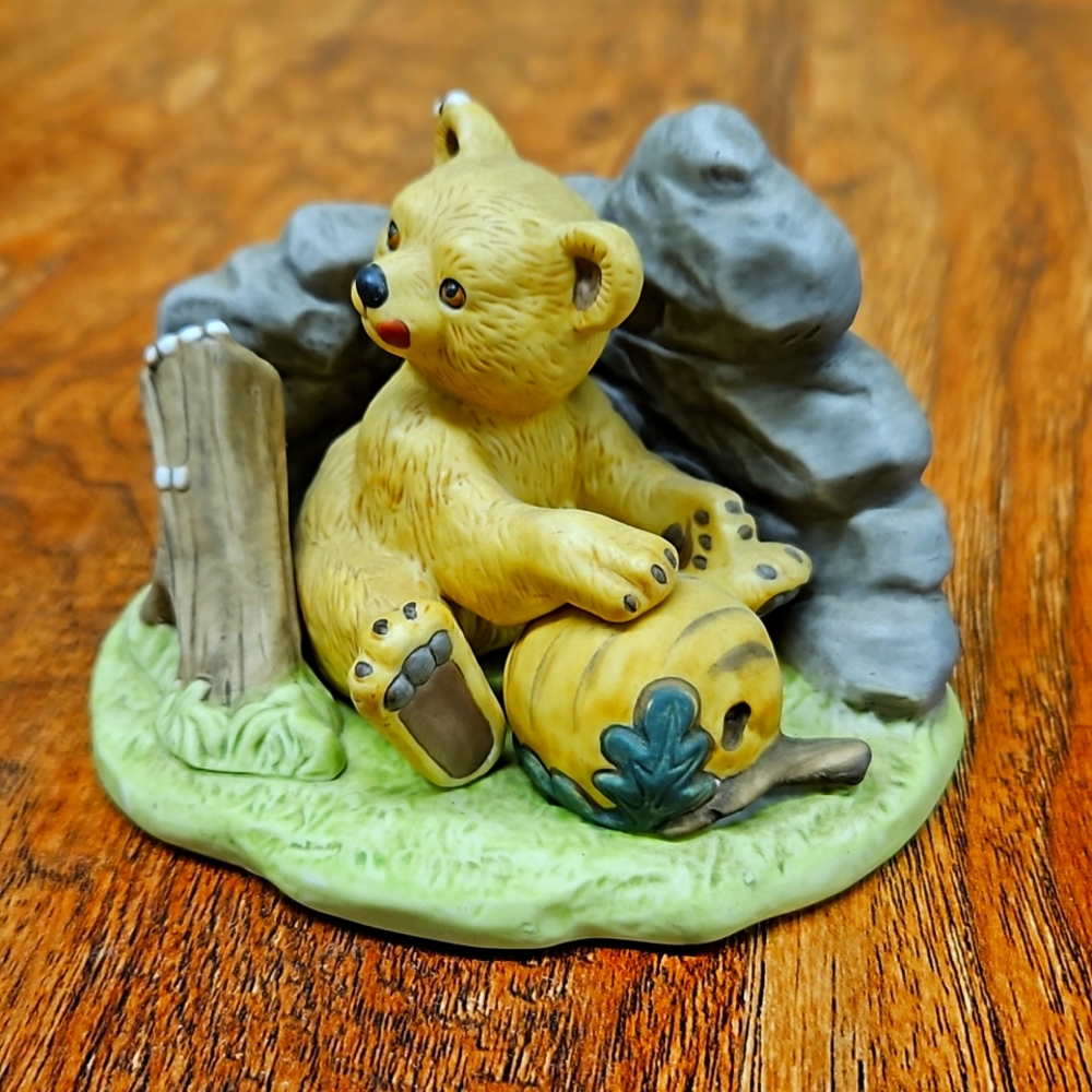 Jackie Smith Franklin Porcelains Bear